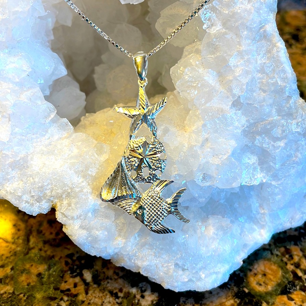 Sterling Silver Diamond Cut Nautical Pendant Retail 288.00 NWT